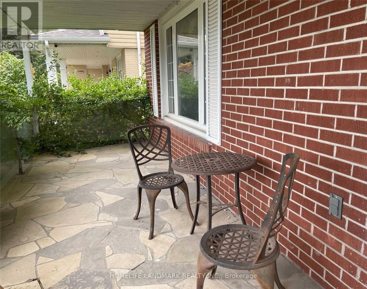 Markham (royal Orchard), ON L3T3T4,34 WILD CHERRY LANE