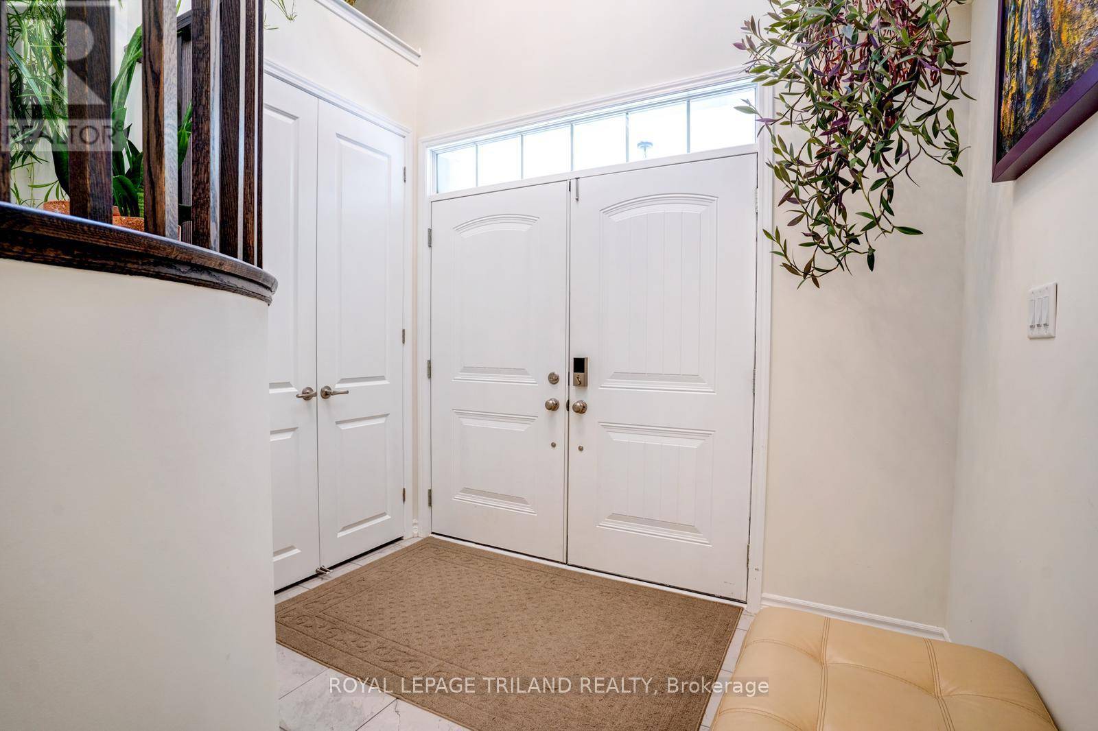 Vaughan (kleinburg), ON L4H5B4,63 TEN PINES ROAD