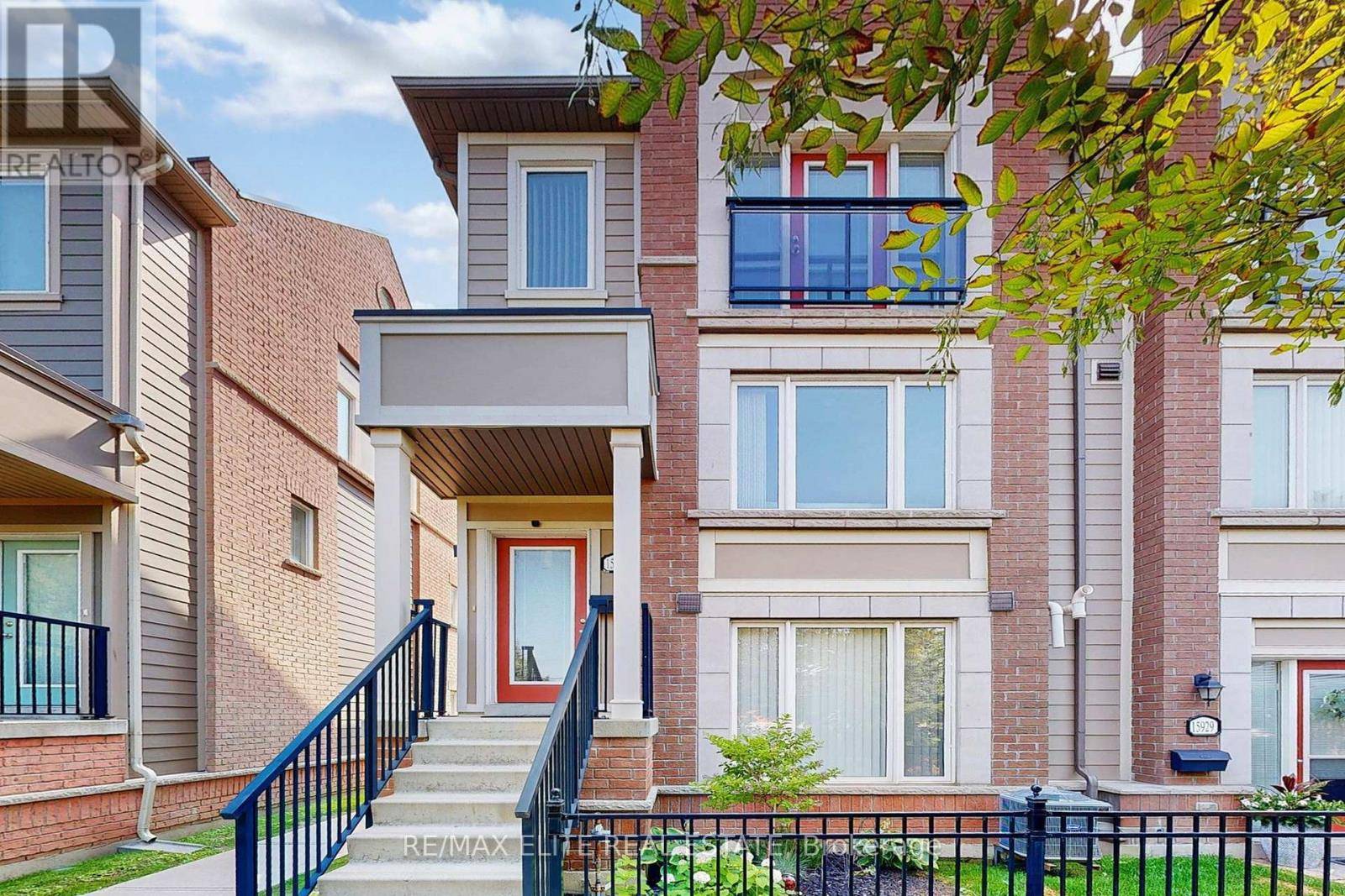 Aurora, ON L4G0S3,15931 BAYVIEW AVENUE