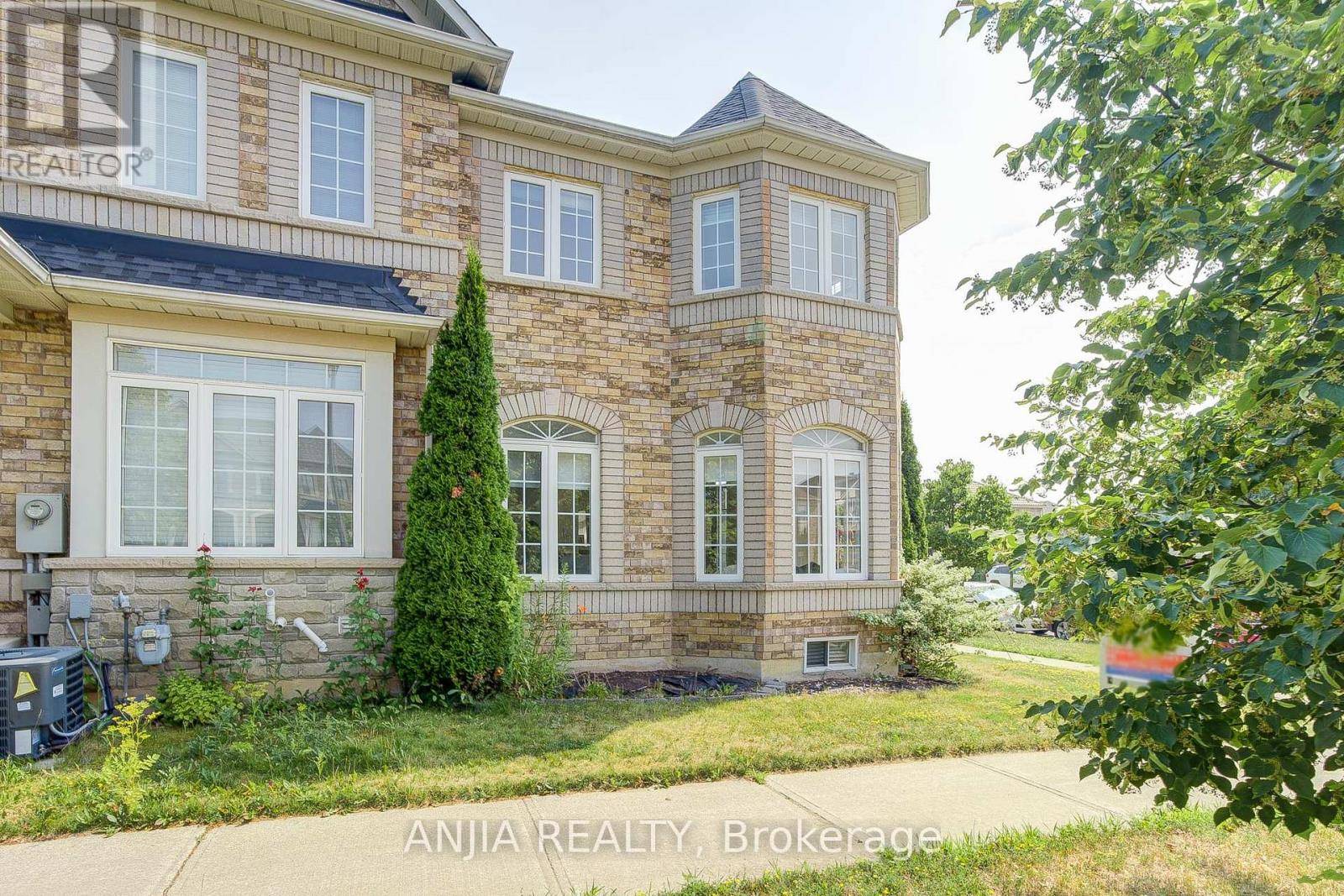 Markham (greensborough), ON L6E1J6,2395 BUR OAK AVENUE