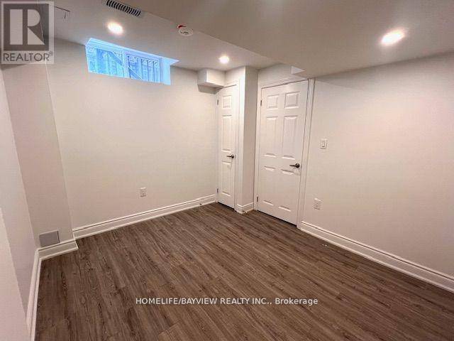 Newmarket (bristol-london), ON L3Y7Z8,405 Dorchester ST #unit B