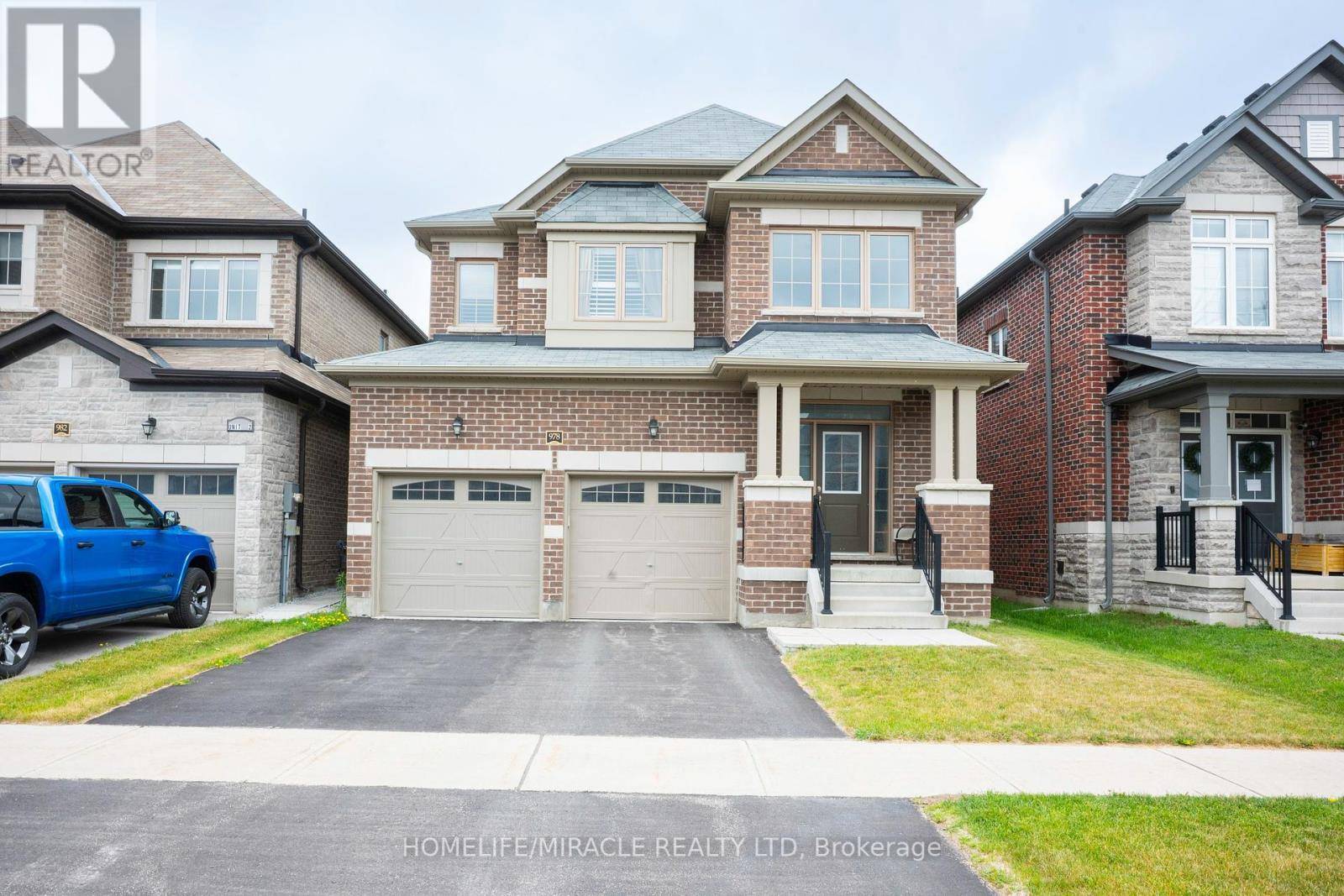 Innisfil, ON L9S0N5,978 BARTON WAY