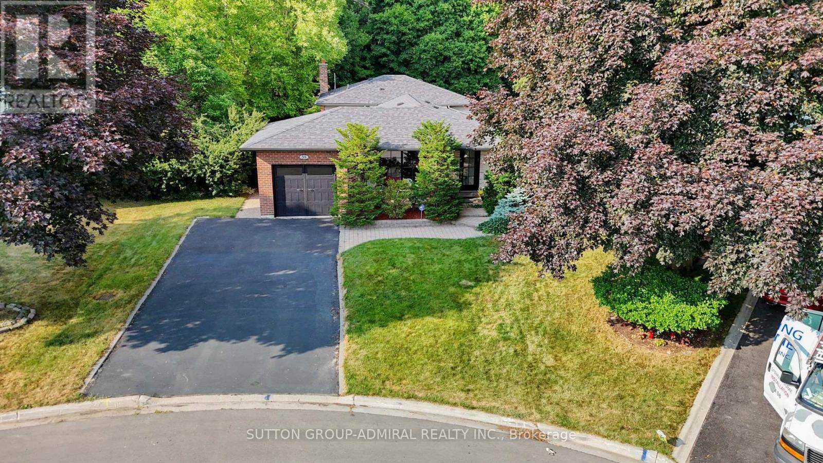 Markham (royal Orchard), ON L3T3W9,38 BLUE SPRUCE LANE