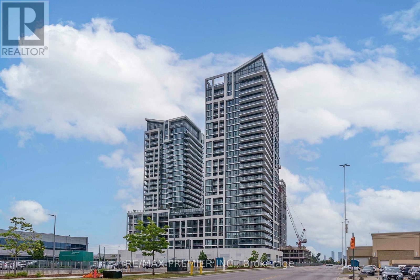 Vaughan (concord), ON L4K0M6,9000 Jane ST #1421