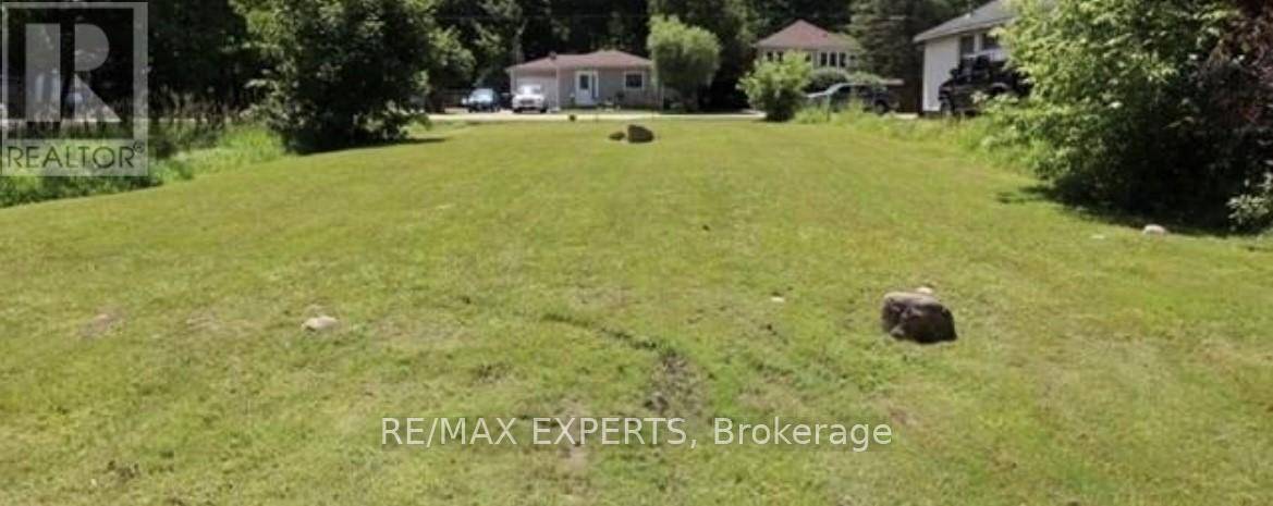 Innisfil (alcona), ON L9S2H8,714 CHESTNUT STREET