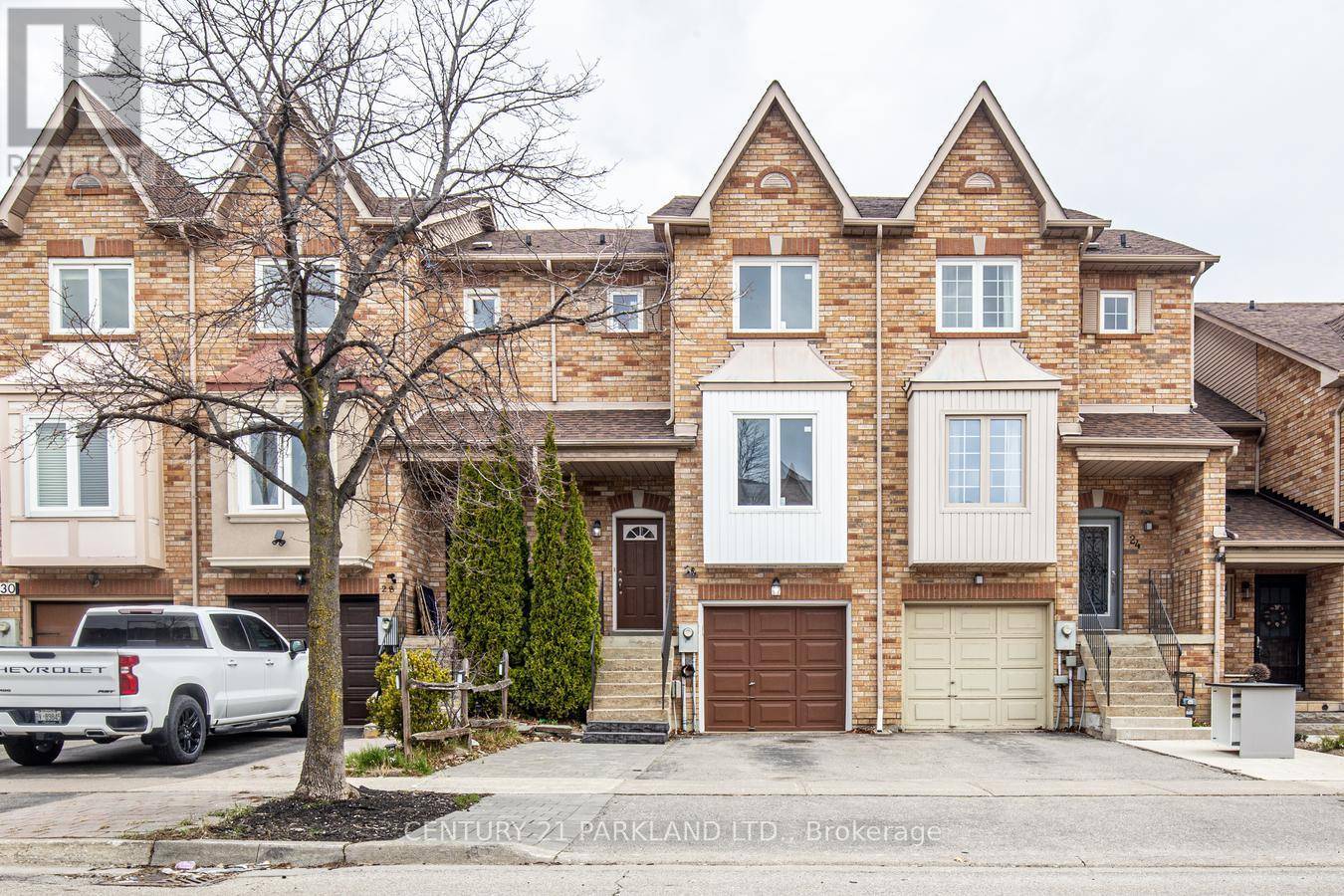 Vaughan (maple), ON L6A2C7,26 KELSO CRESCENT