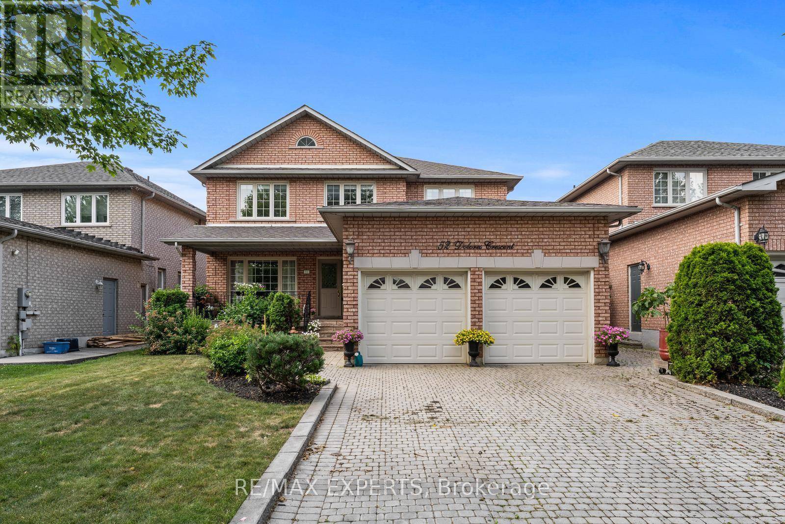 Vaughan (elder Mills), ON L4H1E2,52 DOLORES CRESCENT