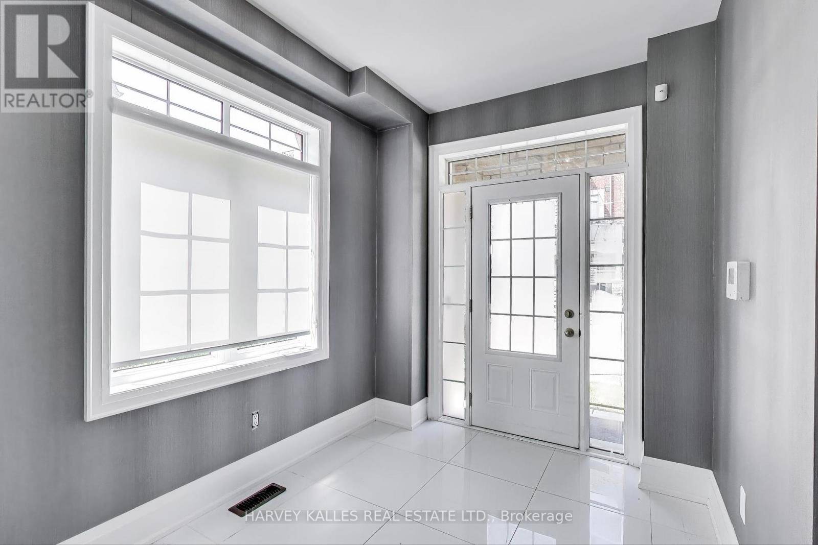 Vaughan (east Woodbridge), ON L4L0H9,37 INGLESIDE STREET