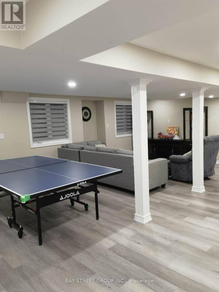 Richmond Hill (jefferson), ON L4E0S9,43 Philips View CRES #Basement