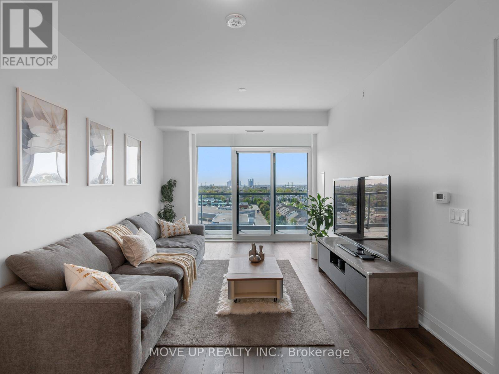 Vaughan (beverley Glen), ON L4J0L2,10 Gatineau DR #1103