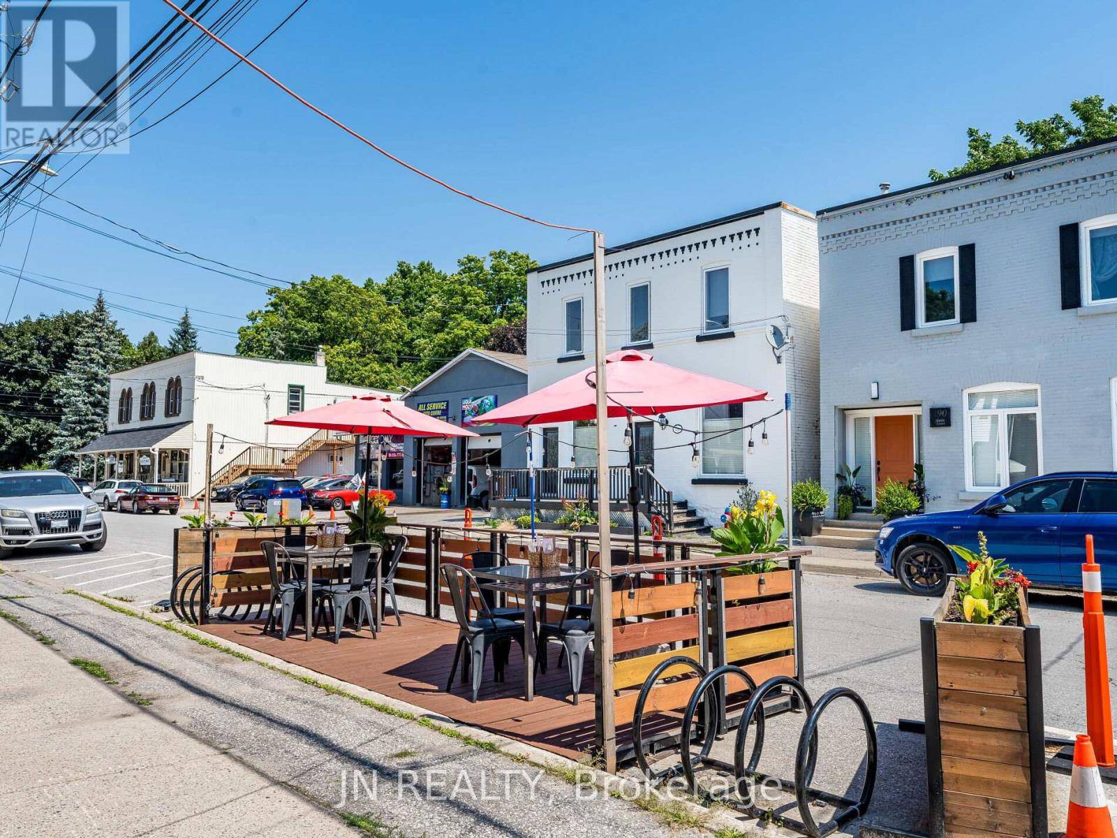 King (schomberg), ON L0G1T0,289 MAIN STREET W