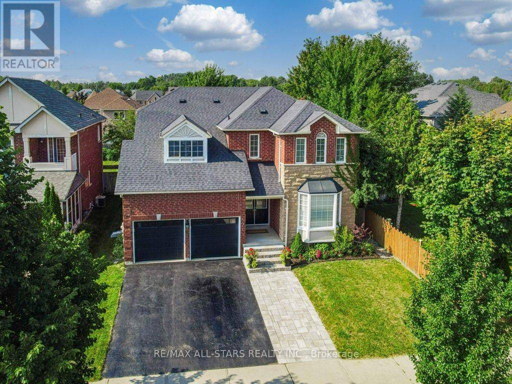Uxbridge, ON L9P1X6,67 ROSENA LANE