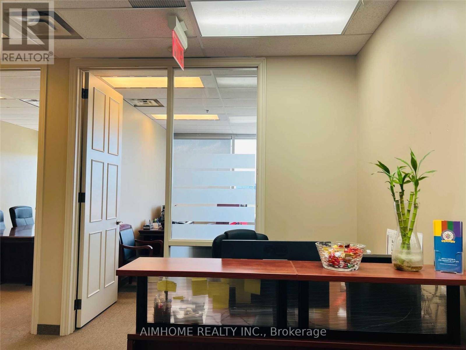 Markham (unionville), ON L3R0M3,3601 Highway 7 East #504