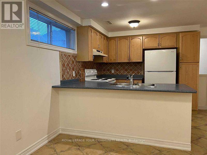 Vaughan (east Woodbridge), ON L4L1X8,173 Jeanne DR #BSMT