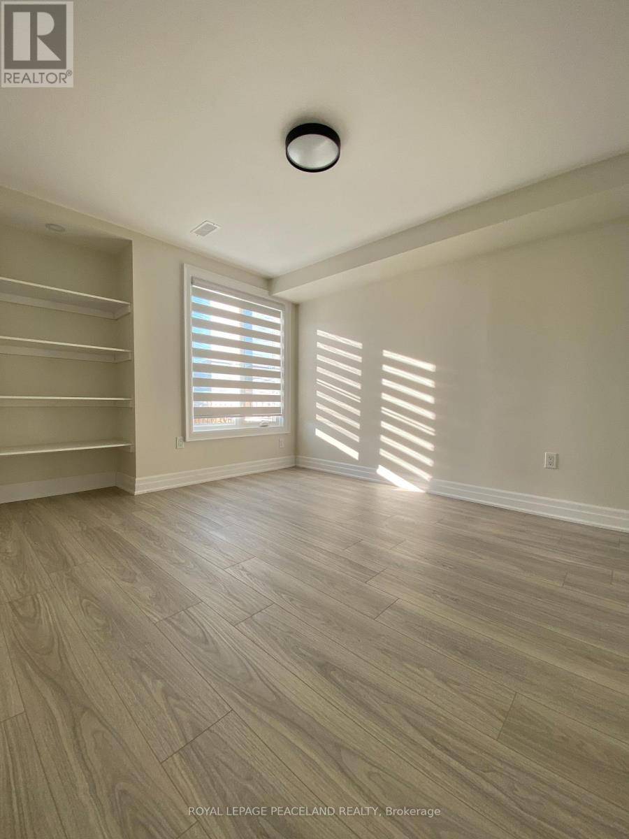 East Gwillimbury (holland Landing), ON L9N0T4,BASEMENT-LEGAL WALK  OUT - 30 MEADOW VISTA CRESCENT