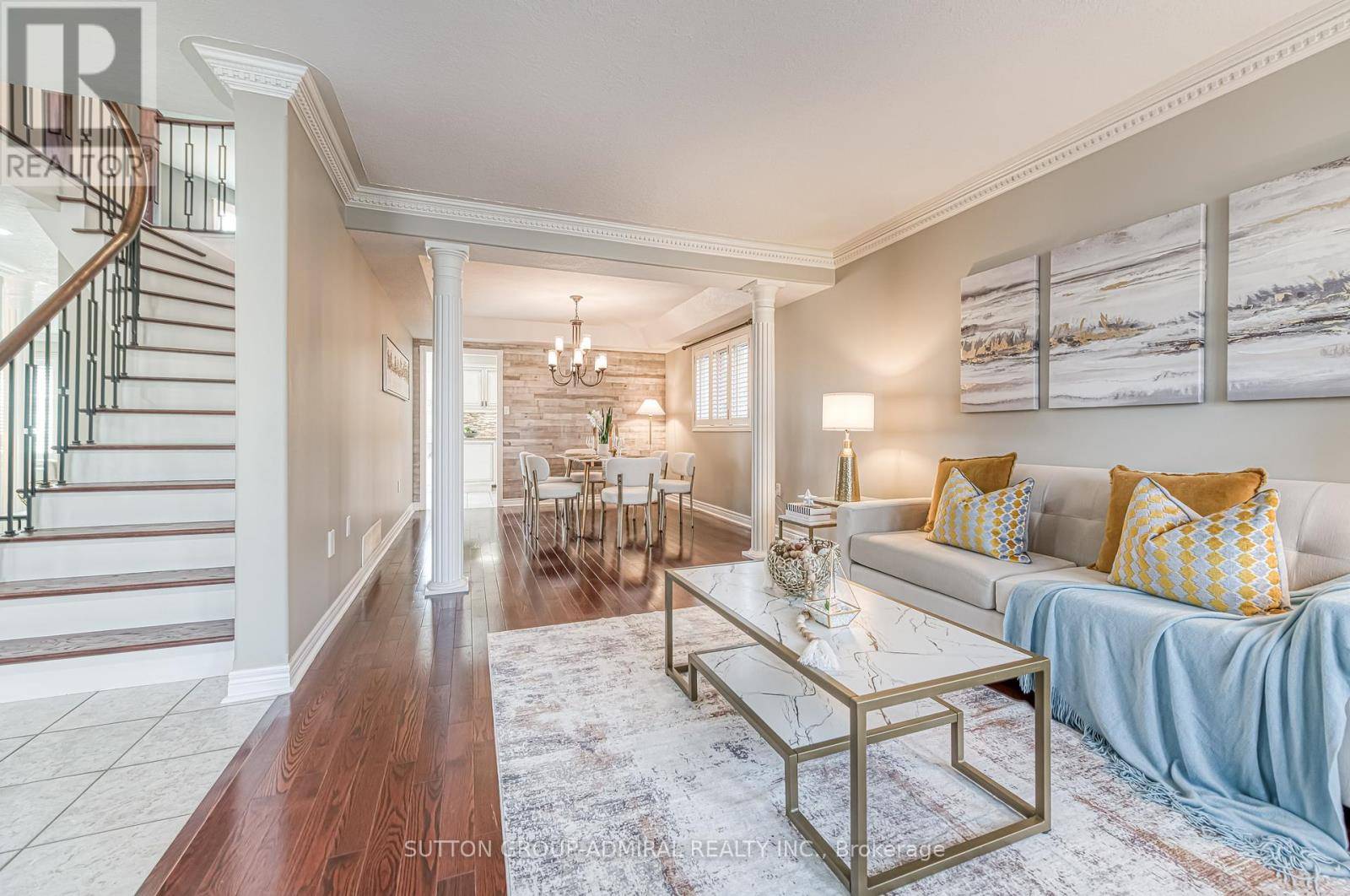 Bradford West Gwillimbury (bradford), ON L3Z3E6,11 SAINT AVENUE