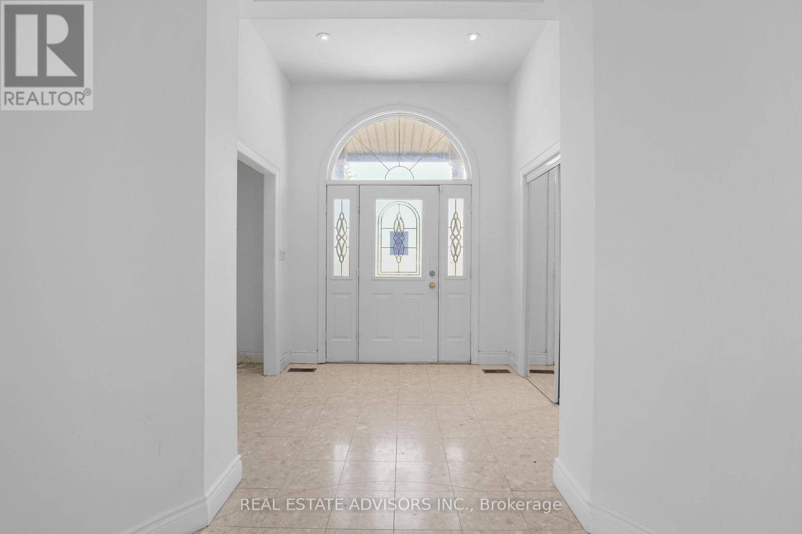 King, ON L0G1T0,20 BELLS LAKE ROAD