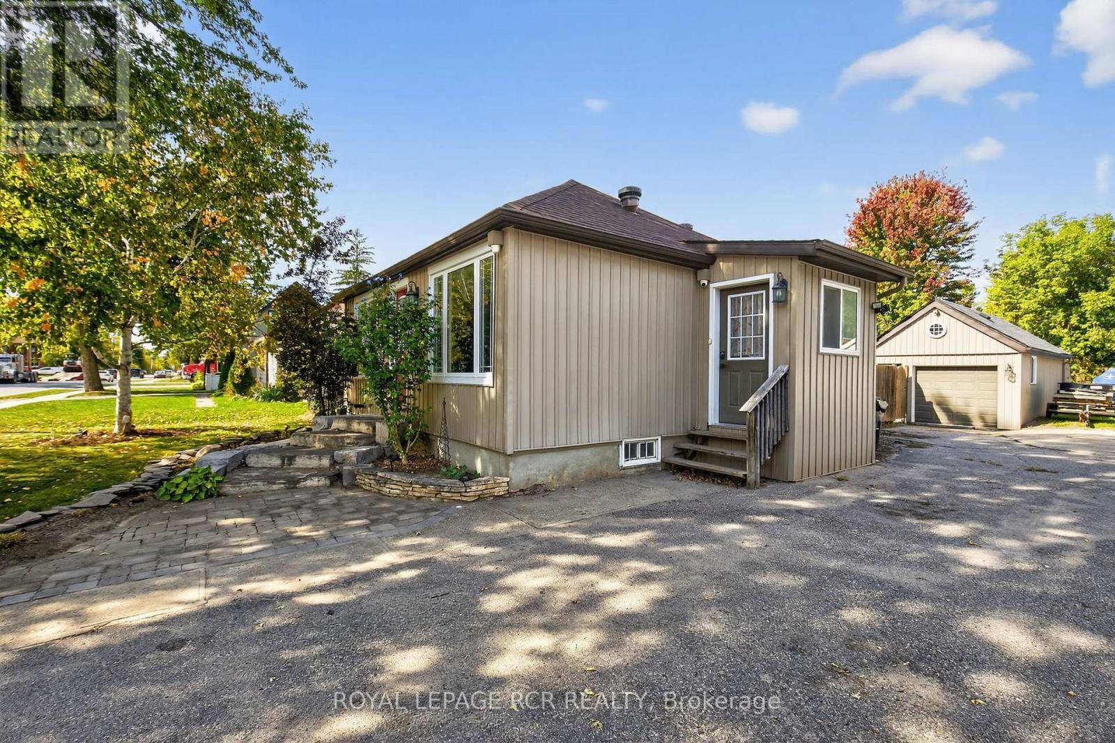 Essa (angus), ON L0M1B0,125 KING STREET