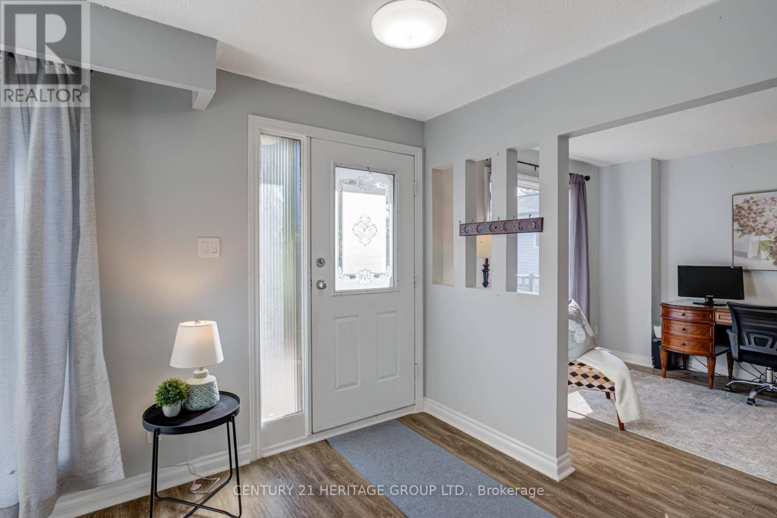 East Gwillimbury (holland Landing), ON L9N1H9,146 SAND ROAD