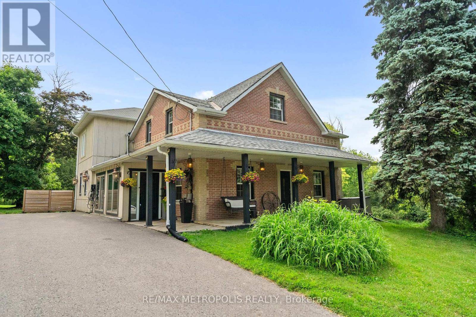 Whitchurch-stouffville, ON L4A2E2,14537 WOODBINE AVENUE