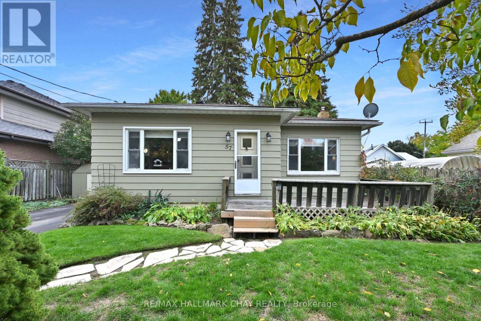 New Tecumseth (alliston), ON L0M1A0,57 NELSON STREET E