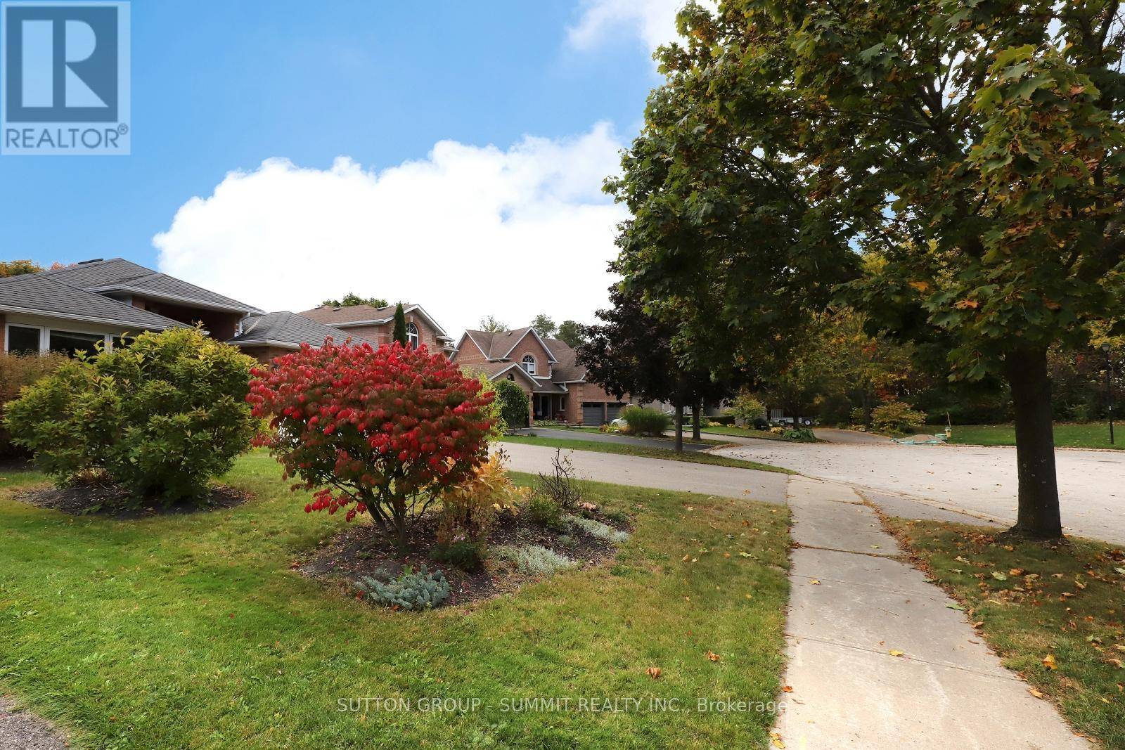 East Gwillimbury (holland Landing), ON L9N1R9,7 BRENT ROAD