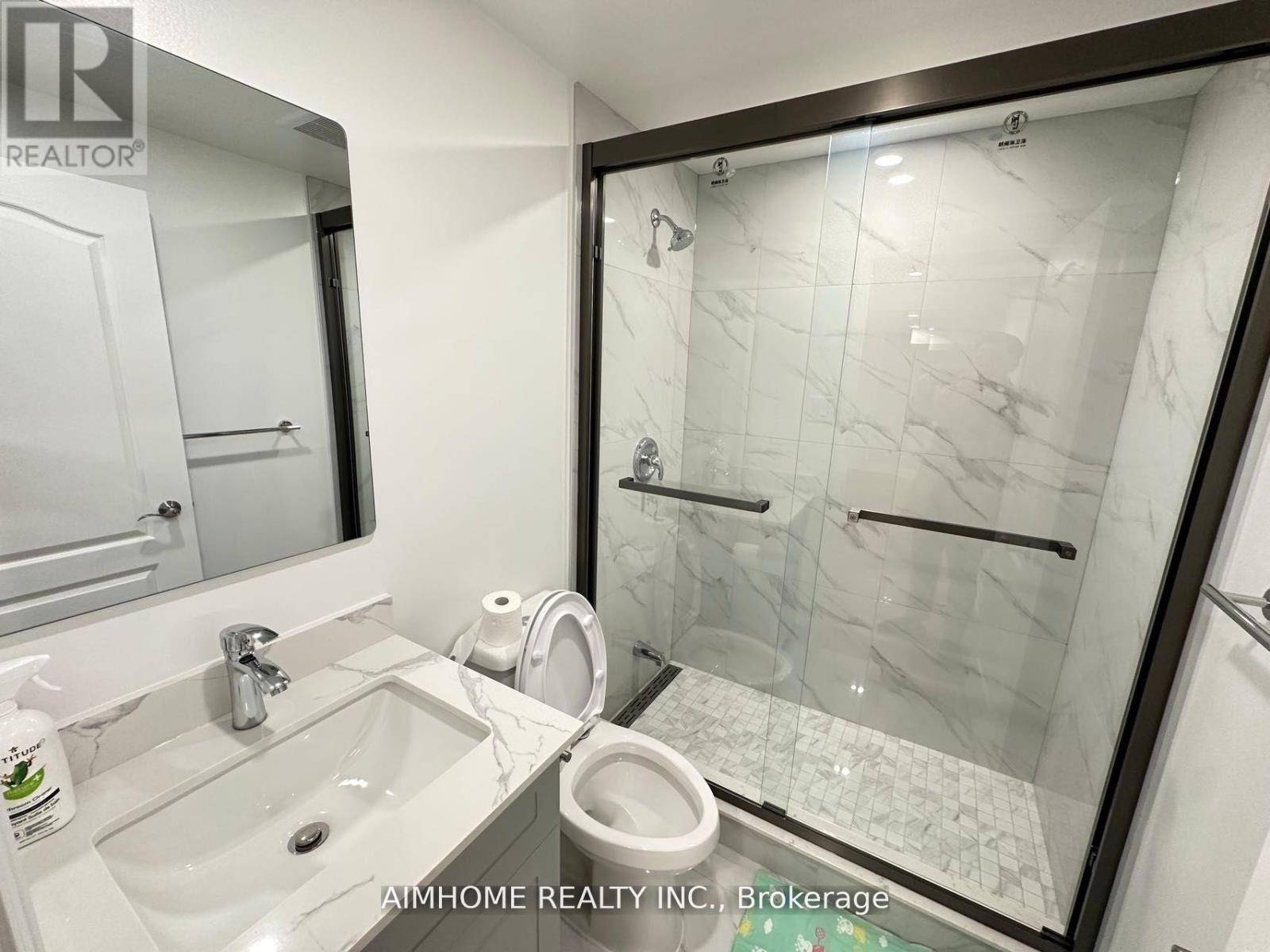 Vaughan (maple), ON L6A2H3,130 Hollybush DR #Bsmt-1