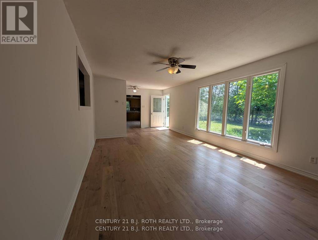 Innisfil (alcona), ON L9S2C4,890 LEBANON DRIVE