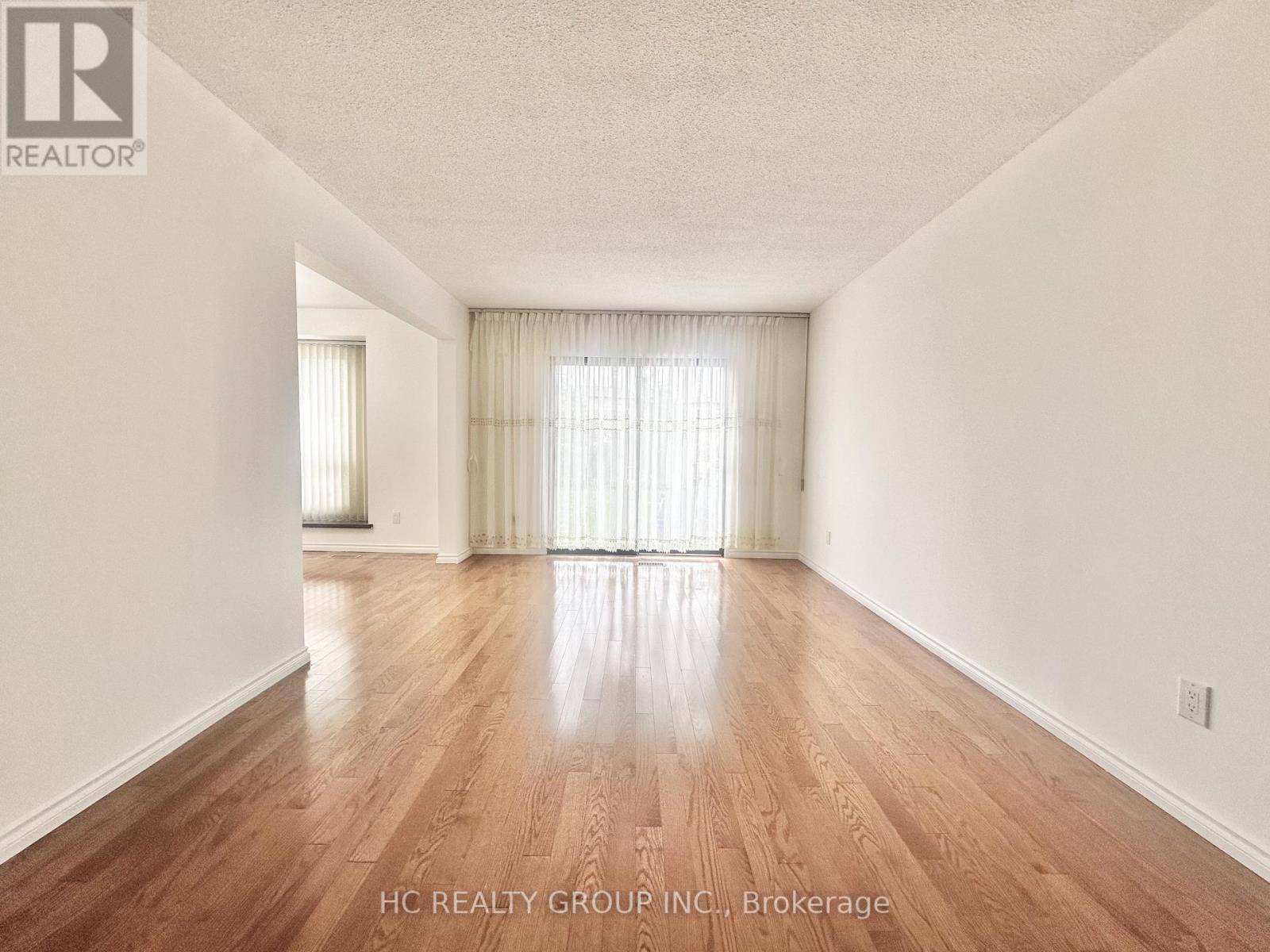 Markham (milliken Mills West), ON L3R3E6,49 CAREY CRESCENT