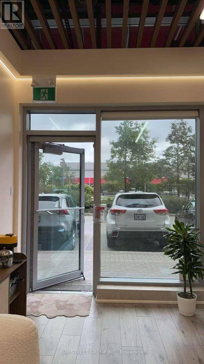 Markham (grandview), ON L3T0C7,7181 Yonge ST #6