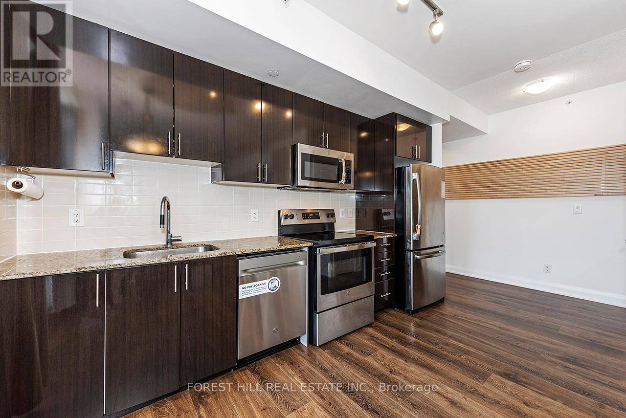 Markham (grandview), ON L3T0C9,7165 Yonge ST #733