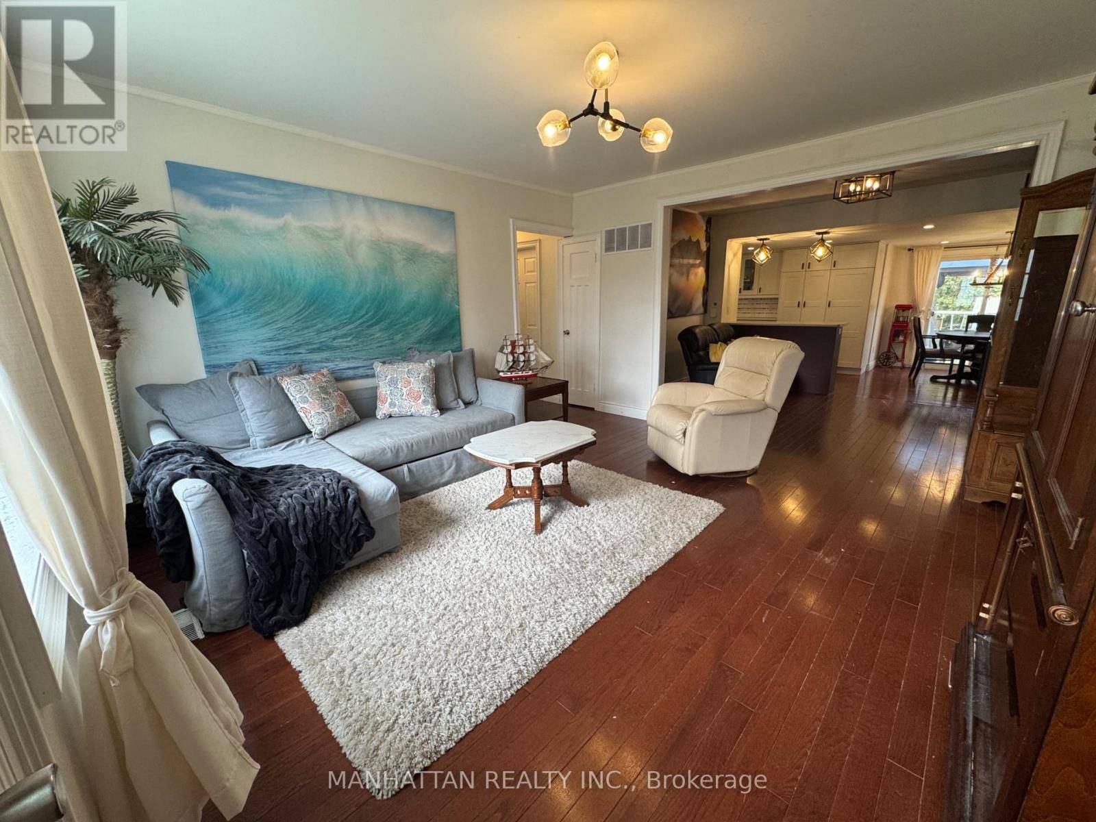 Whitchurch-stouffville, ON L4A7X3,10 VICTOR DRIVE