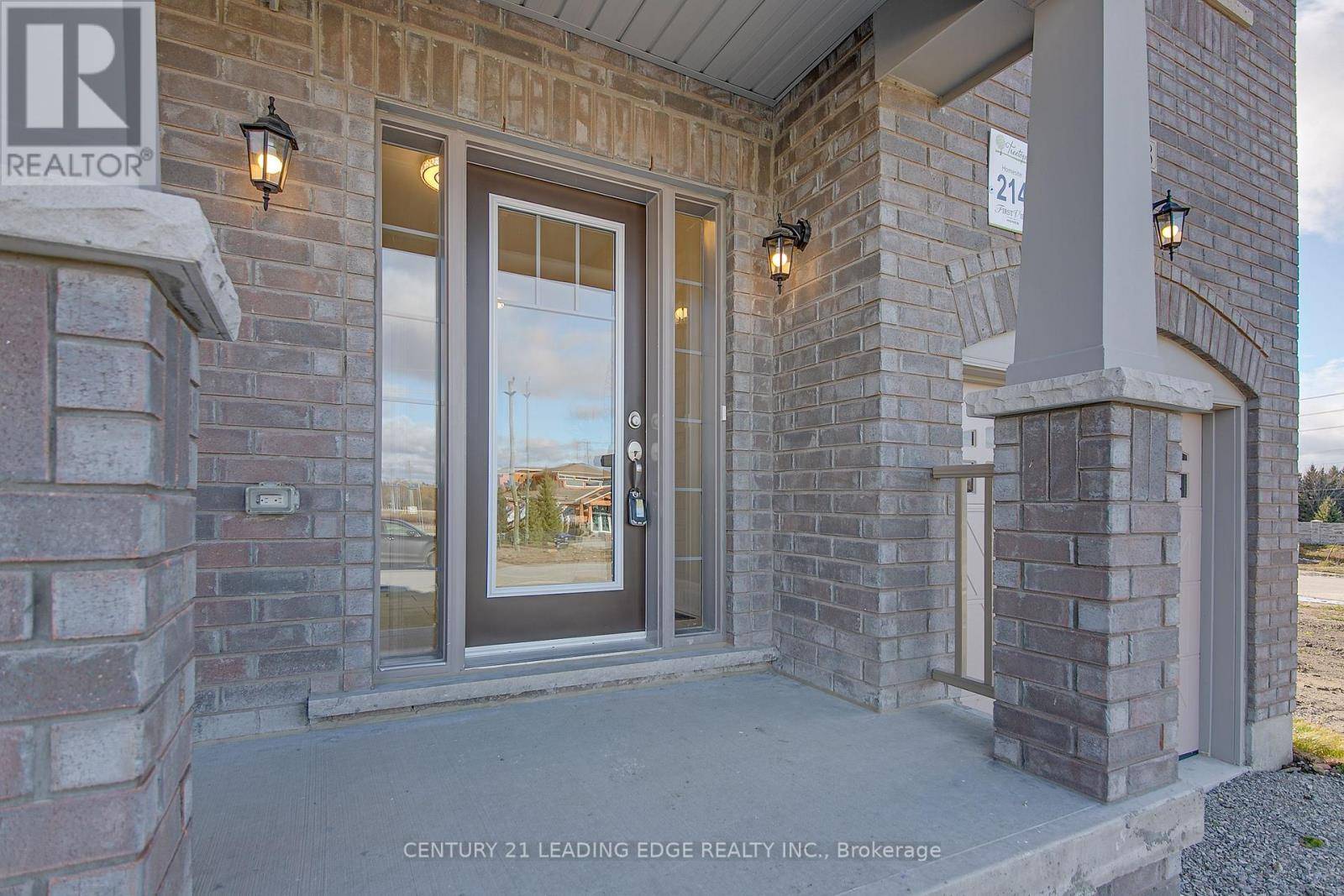 New Tecumseth (alliston), ON L0L1L0,108 LORNE THOMAS PLACE