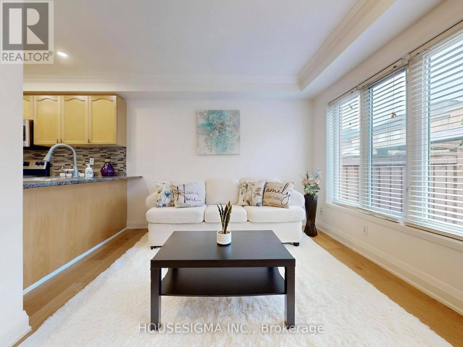 Vaughan (vellore Village), ON L4H0K2,226 CANADA DRIVE