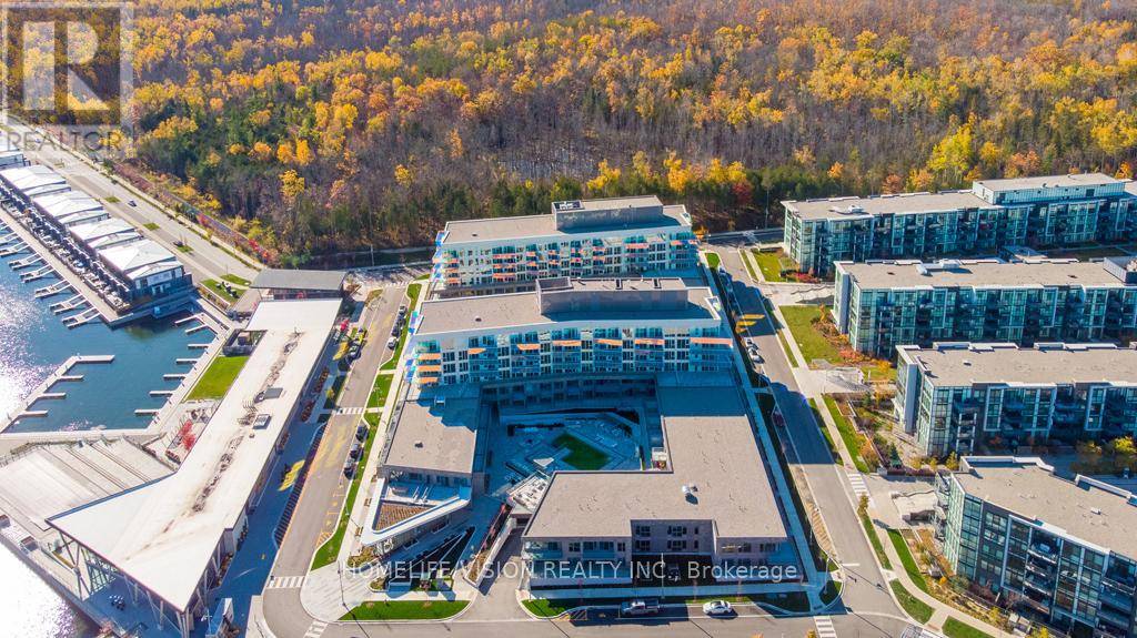 Innisfil, ON L9S0R6,333 Sunseeker AVE #615