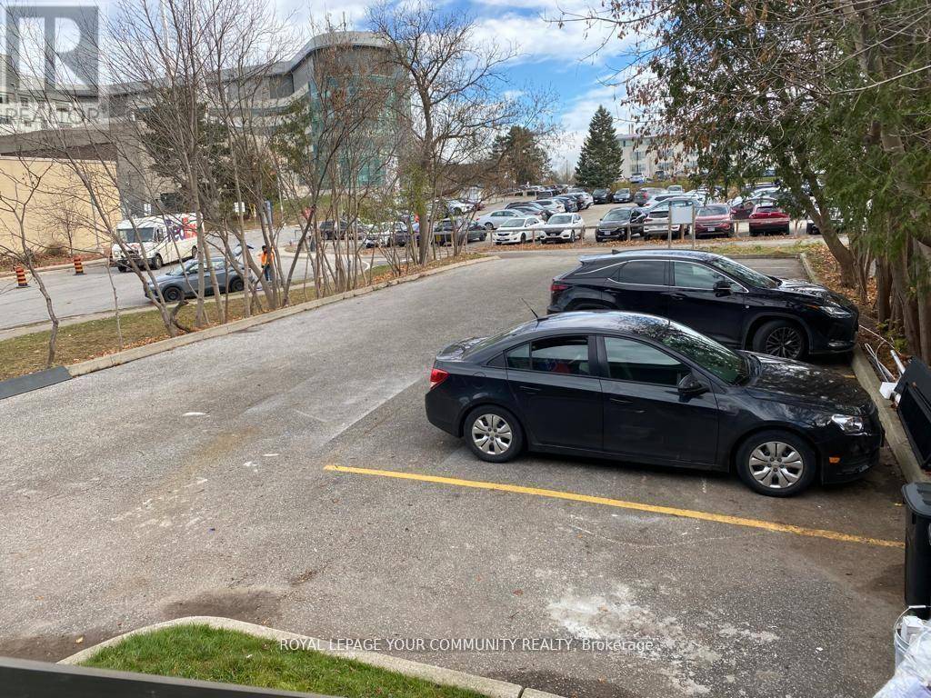 Newmarket (gorham-college Manor), ON L3Y3T1,53 Prospect ST #2nd Flr