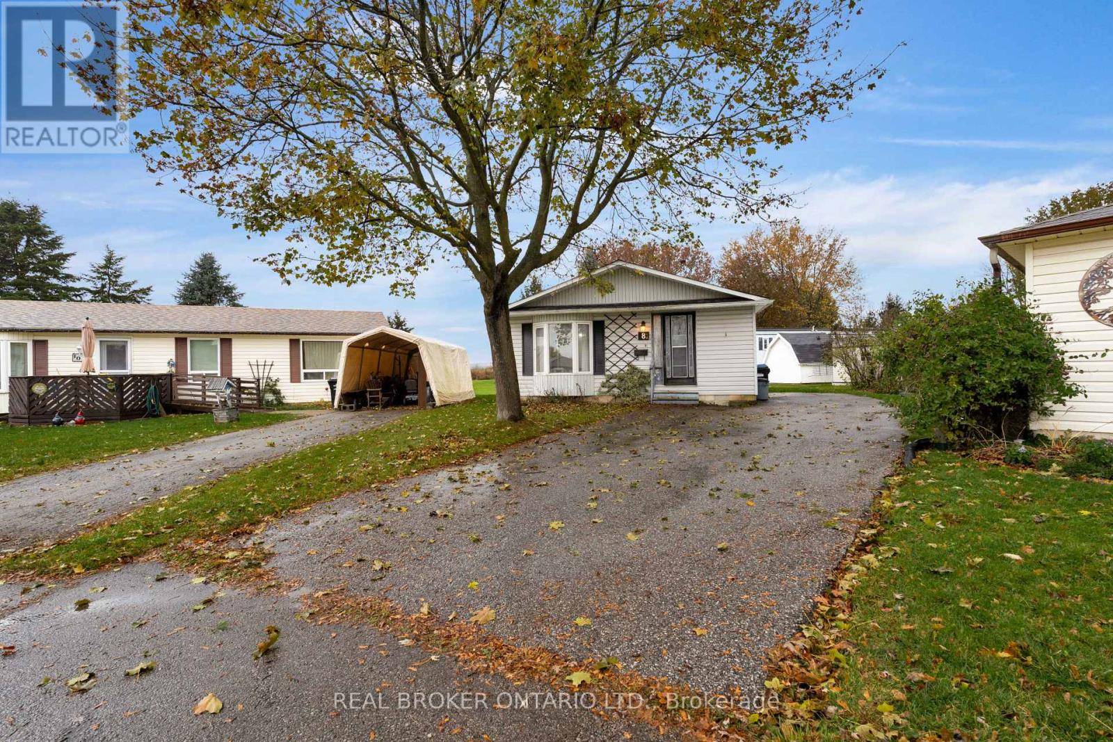 Innisfil (cookstown), ON L0L1L0,8 MAPLE LEAF TERRACE