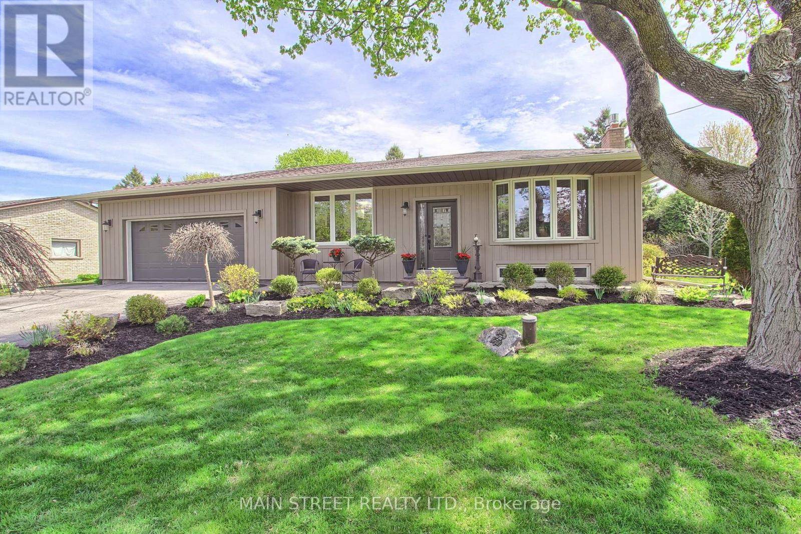 Uxbridge, ON L0C1A0,3839 FRONT STREET