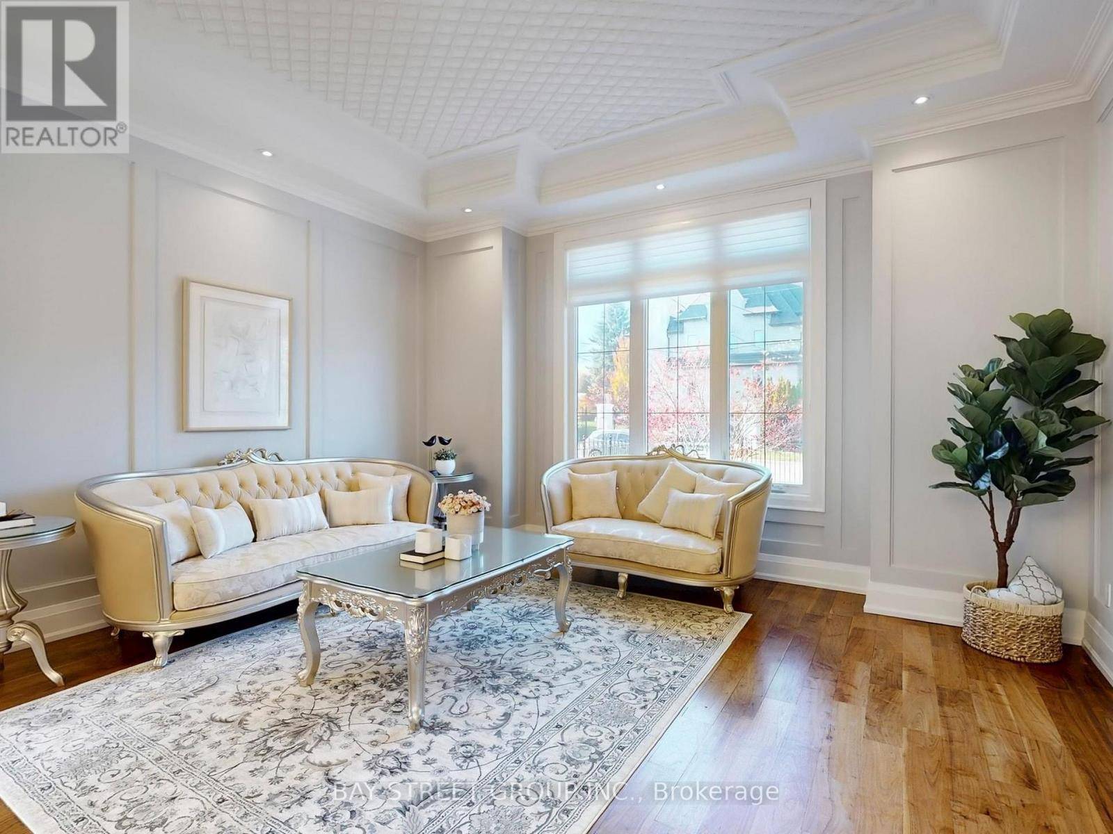 Richmond Hill (south Richvale), ON L4C6G8,3 CLARIDGE DRIVE