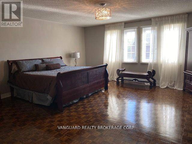 Vaughan (east Woodbridge), ON L4L8J2,68 MELLINGS DRIVE
