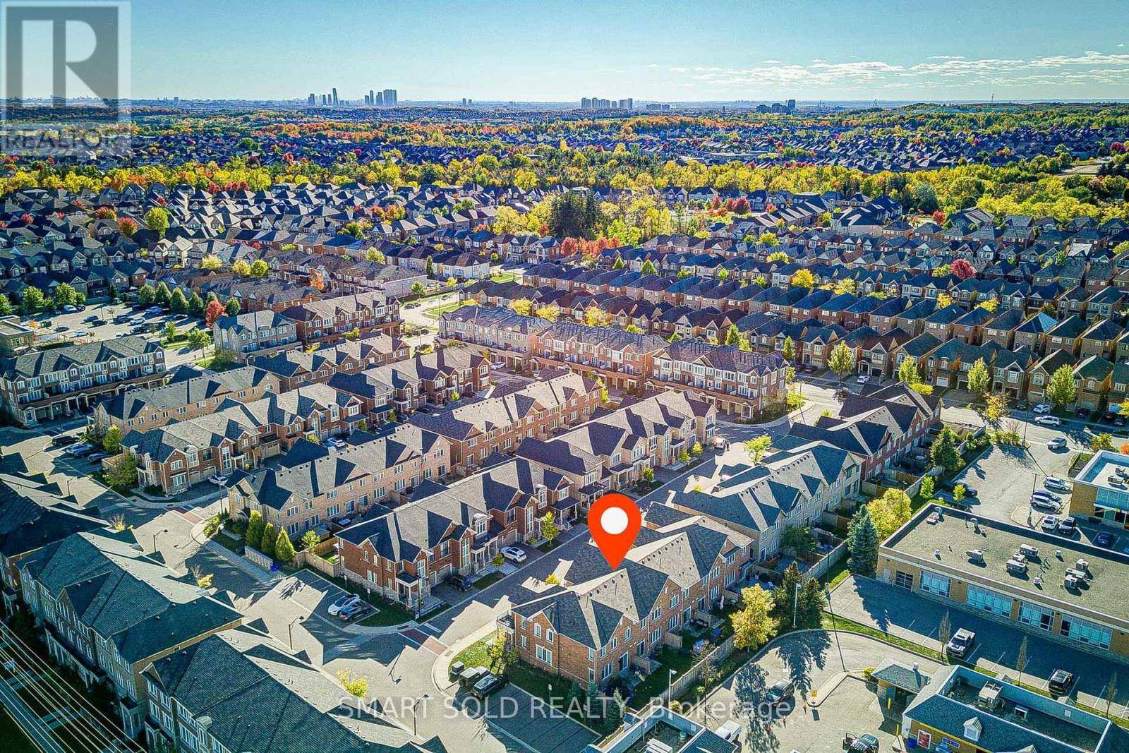 Vaughan (patterson), ON L6A4Y4,28 AVONMORE TRAIL