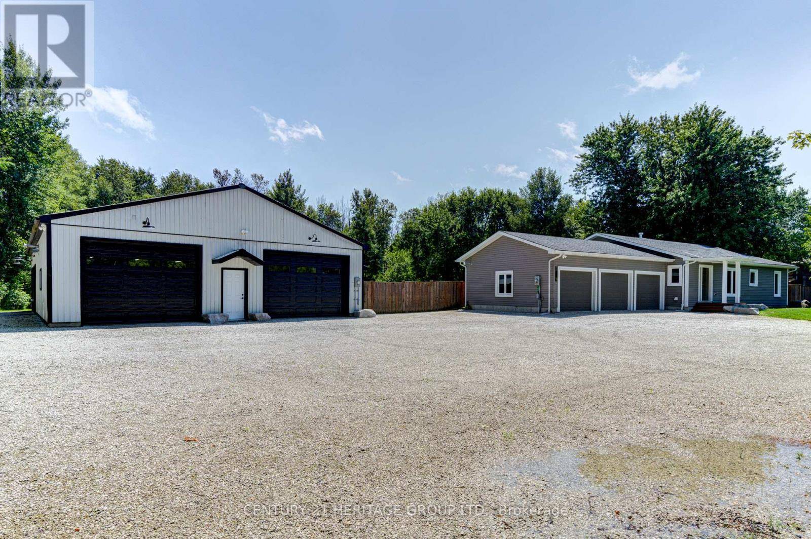 Innisfil (gilford), ON L0L1R0,1213 SHORE ACRES DRIVE