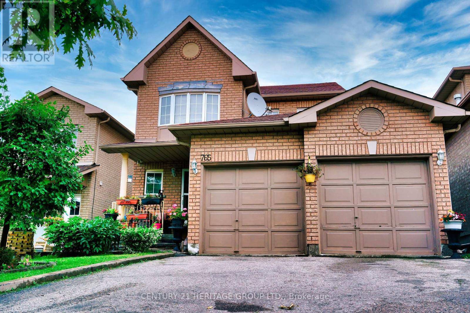 Newmarket (stonehaven-wyndham), ON L3X2K3,765 DILLMAN AVENUE