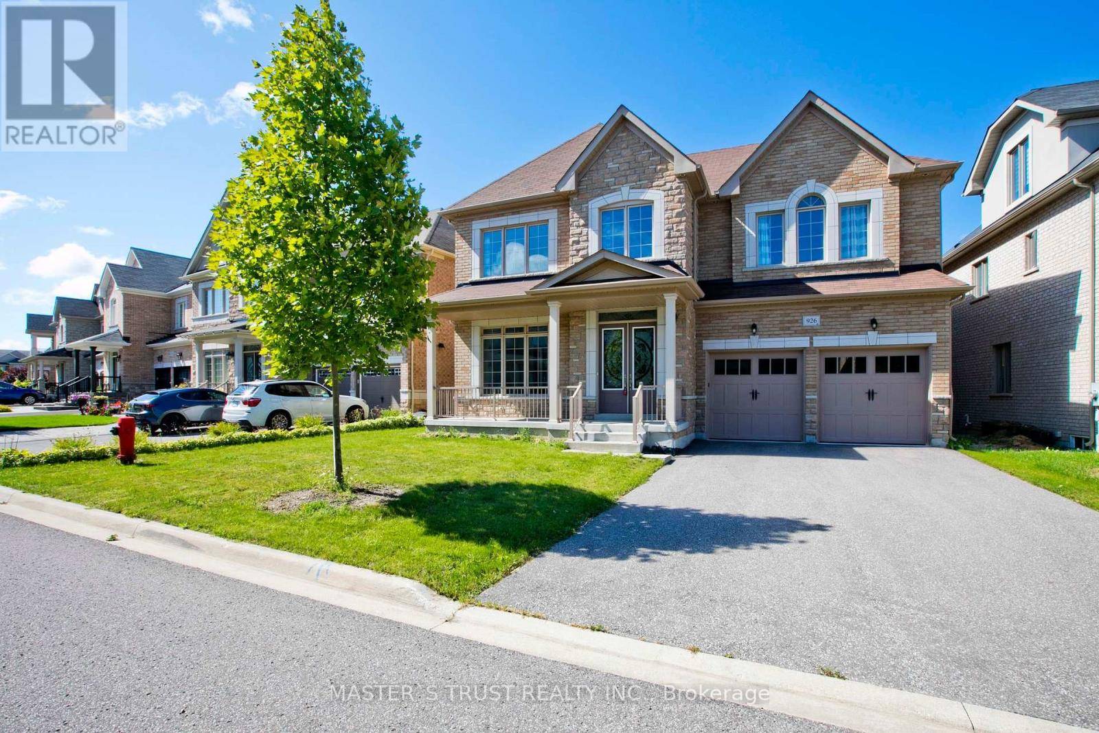 Newmarket (stonehaven-wyndham), ON L3X0B7,926 ERNEST COUSINS CIRCLE