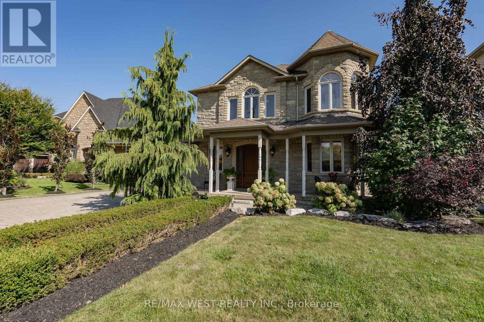 Vaughan (kleinburg), ON L0J1C0,309 TREELAWN BOULEVARD