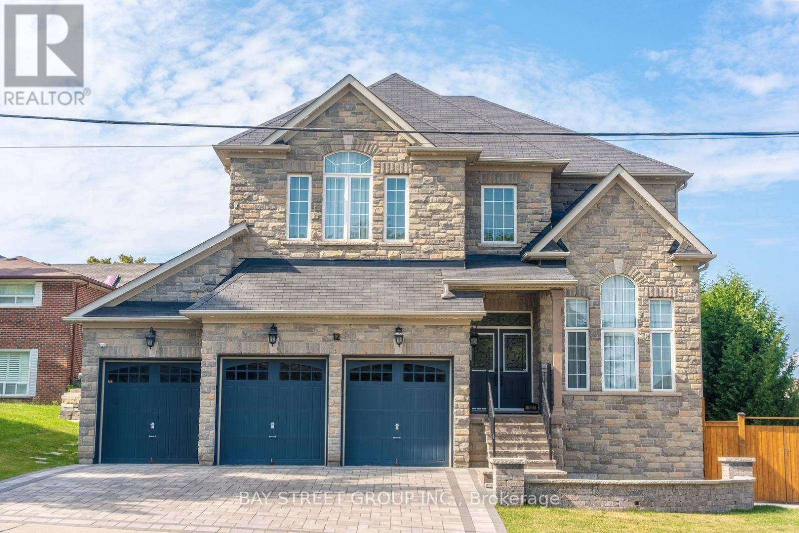 Richmond Hill (oak Ridges), ON L4E2Y7,12 TOSCANINI ROAD