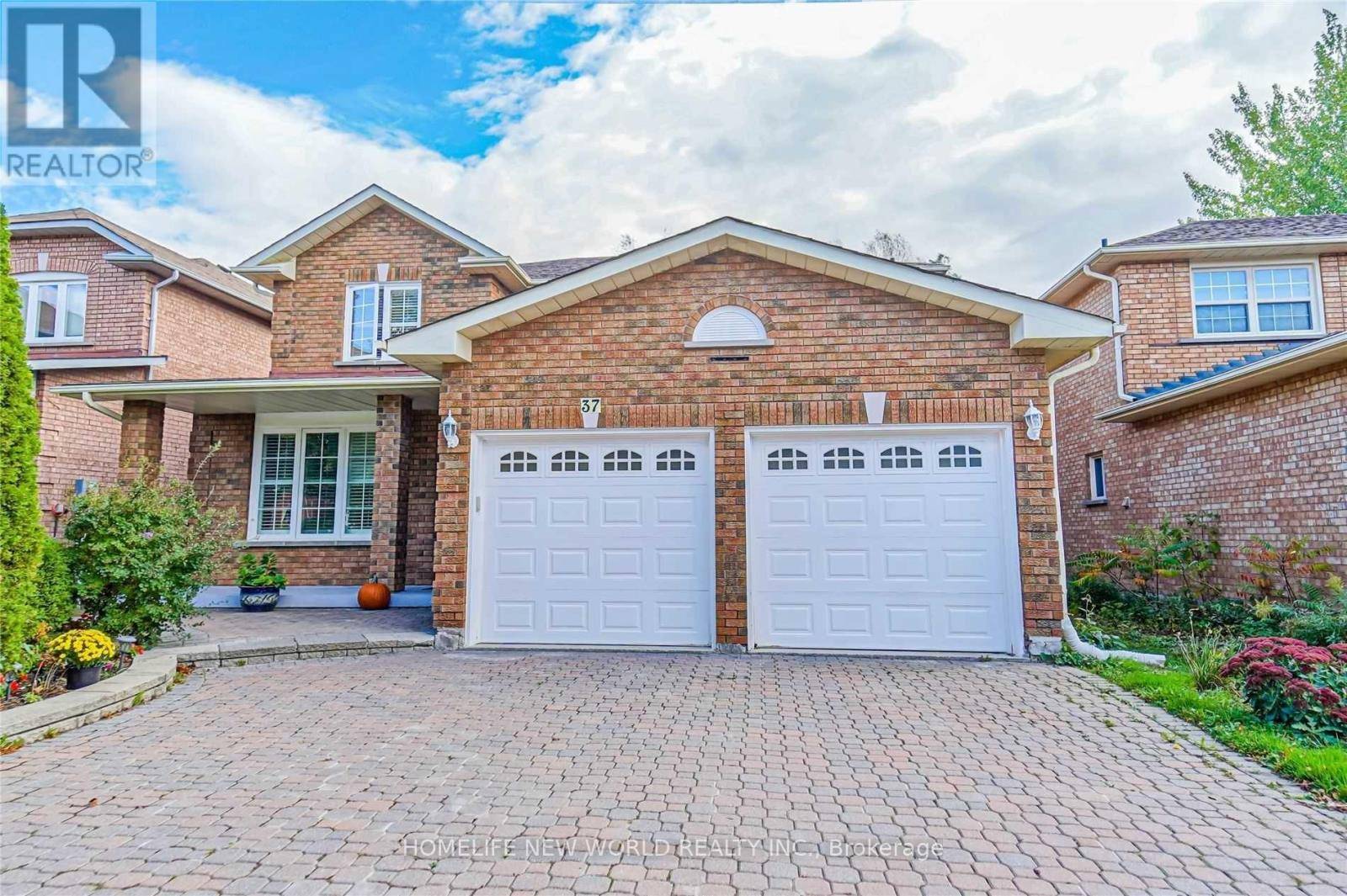 Richmond Hill (devonsleigh), ON L4S1E9,37 BROOKWOOD DRIVE