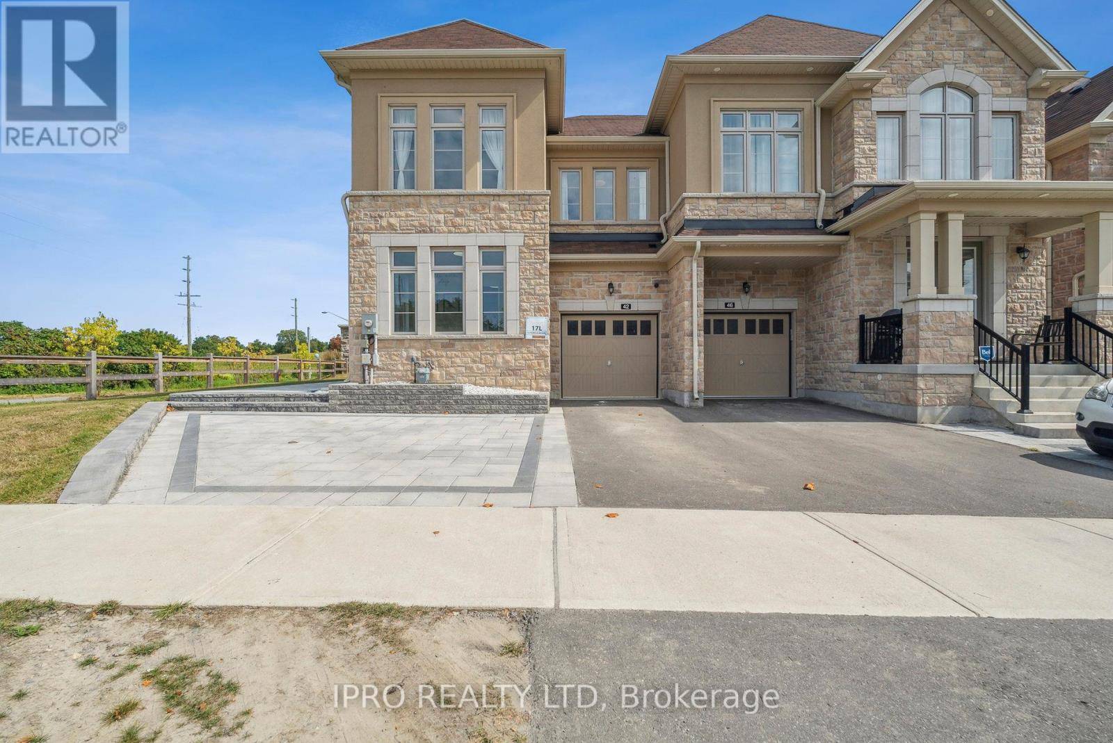 East Gwillimbury (holland Landing), ON L9N0S7,42 PRUNELLA CRESCENT