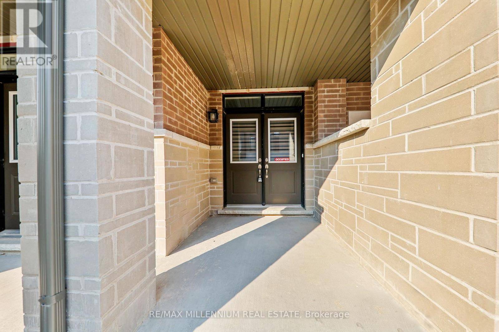 Vaughan (kleinburg), ON L0J1C0,71 HOLYROOD CRESCENT