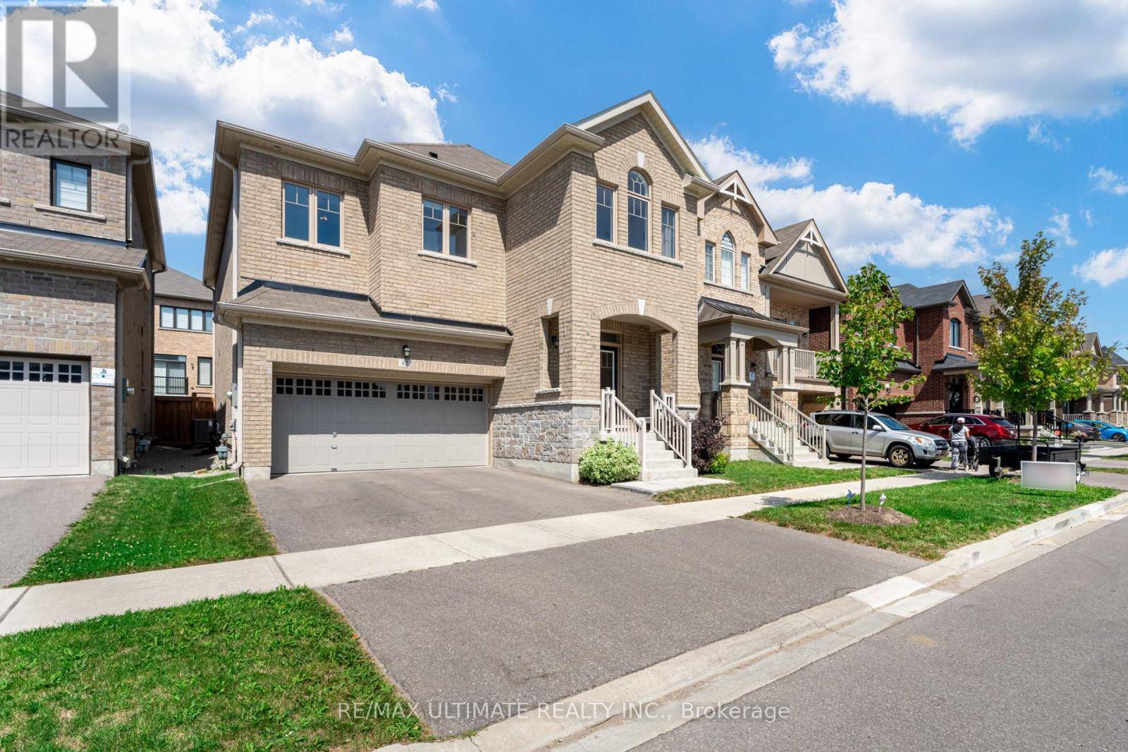 Whitchurch-stouffville (stouffville), ON L4A4P5,42 BUTTONLEAF CRESCENT